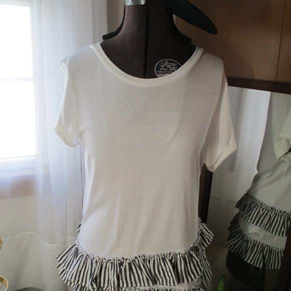 Scripted White Short Sleeve Top with Black and White Striped Tiered Hem  Size S - Picture 12 of 13